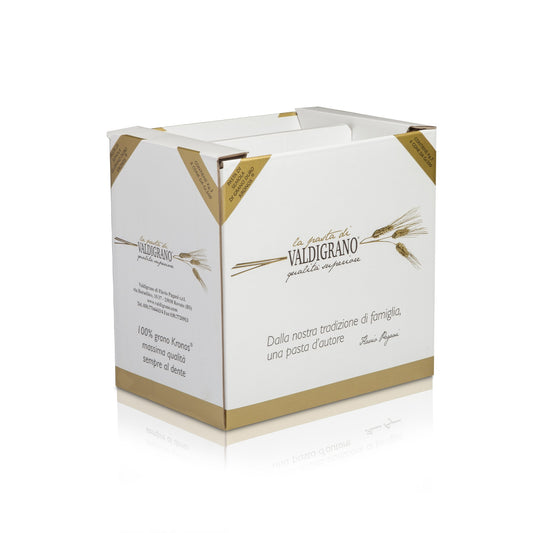 Scatola di cartone Valdigrano da 3kg per confezione multipla, decorata con loghi e scritte promozionali.